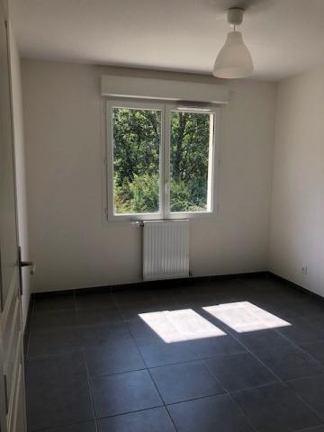 vente Maison 4 pièces La Salvetat-Saint-Gilles 3